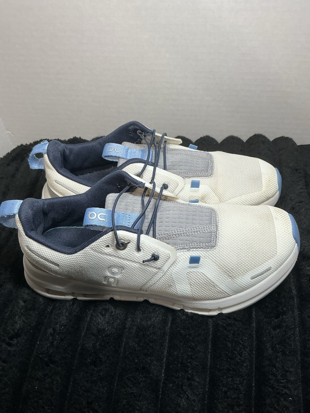 On Cloud Sky Kids 5.5Y / Women’s 7 Running Shoes White Denim Blue - Picture 6 of 16